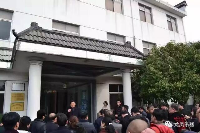 http://www.yzlongfeng.com/uploads/allimg/190419/1-1Z41910414WT.jpg