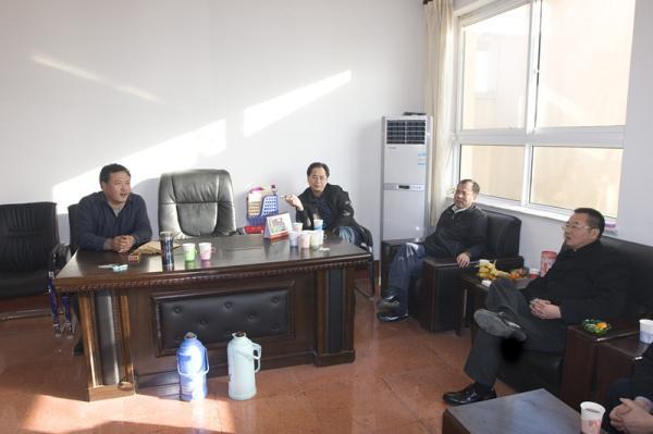 http://www.nlsyz.com.cn/niulanshan/UploadFiles/image/2015/5/18/15/20150518152512514026275940329430.jpg