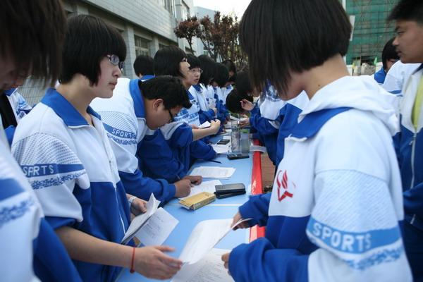 http://www.nlsyz.com.cn/niulanshan/UploadFiles/image/2011/12/6/9/20111206094453900926344253889143.JPG