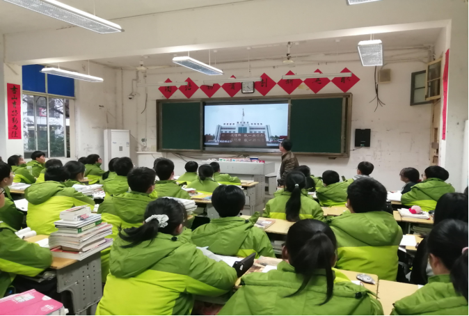 知恐識恐防恐反恐 筑牢校園安全防線254.png