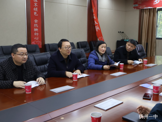 【深蓝梦想,国防荣光】海军潜艇学院“优质生源基地”授牌仪式在抚州一中圆满举行311.png