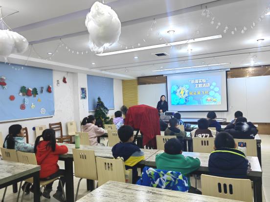 安庆市图书馆少儿分馆“奇幻梦工厂”科普活动03