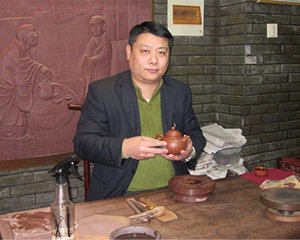李大山：手工做壶