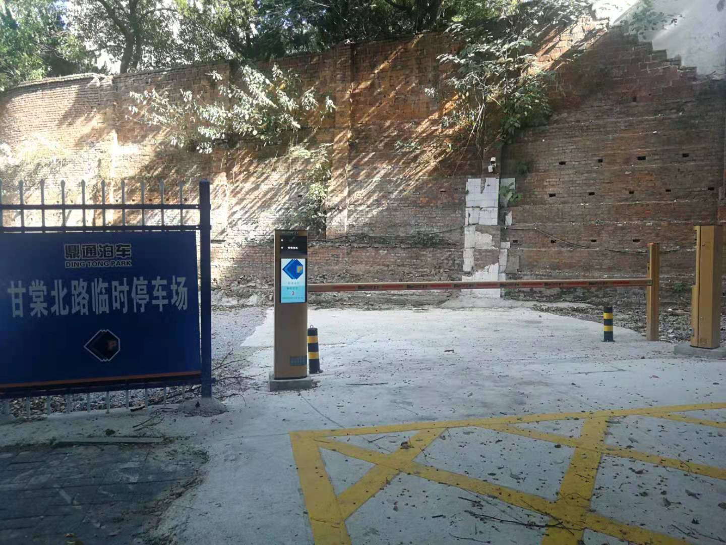 甘棠北路停车场