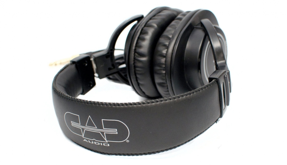 CAD-Audio-MH210-Closed-Back-Headphones_03_1000_577