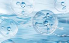 摄图网_330224532_具有水表层背景的分子 3D介质水分子技术药店化妆品合成化学品化学物理渲染药品（企业商用）