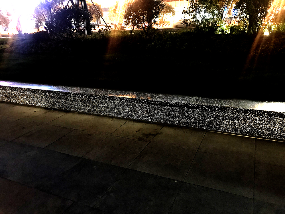 [34]透光案例金华市回溪公园透光混凝土坐凳_陕西瑞盾建筑工程有限公司