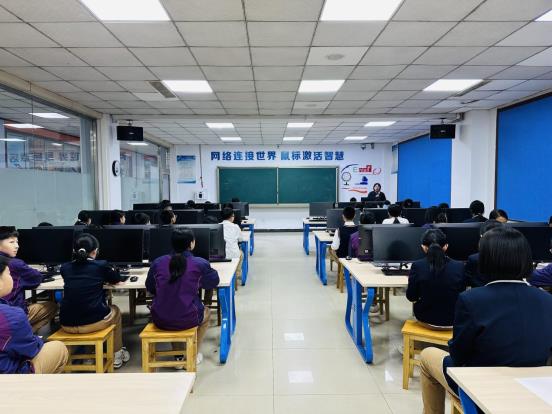 10e4347304aec31f0b164d61b03bf4e