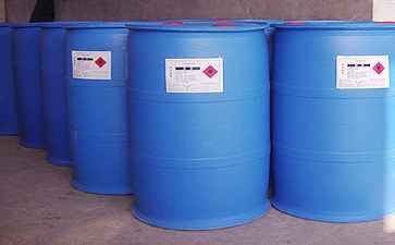 淄博名聚化工有限公司一甲胺水溶液成分稳定，密度适中，价格（2500元/吨左右）优，用途广.