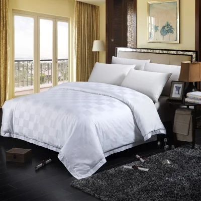 300tc-Sateen-Luxury-Jacquard-Linen-Hotel-Suite-Bedding-Sets.webp-2