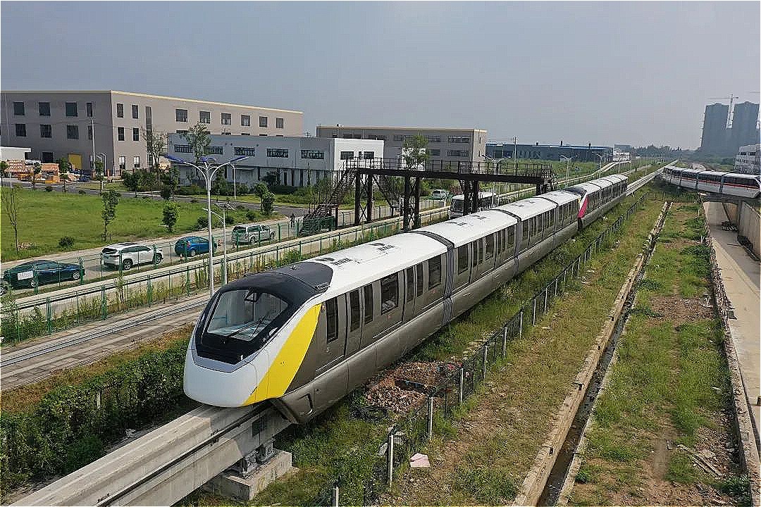 跨座式单轨