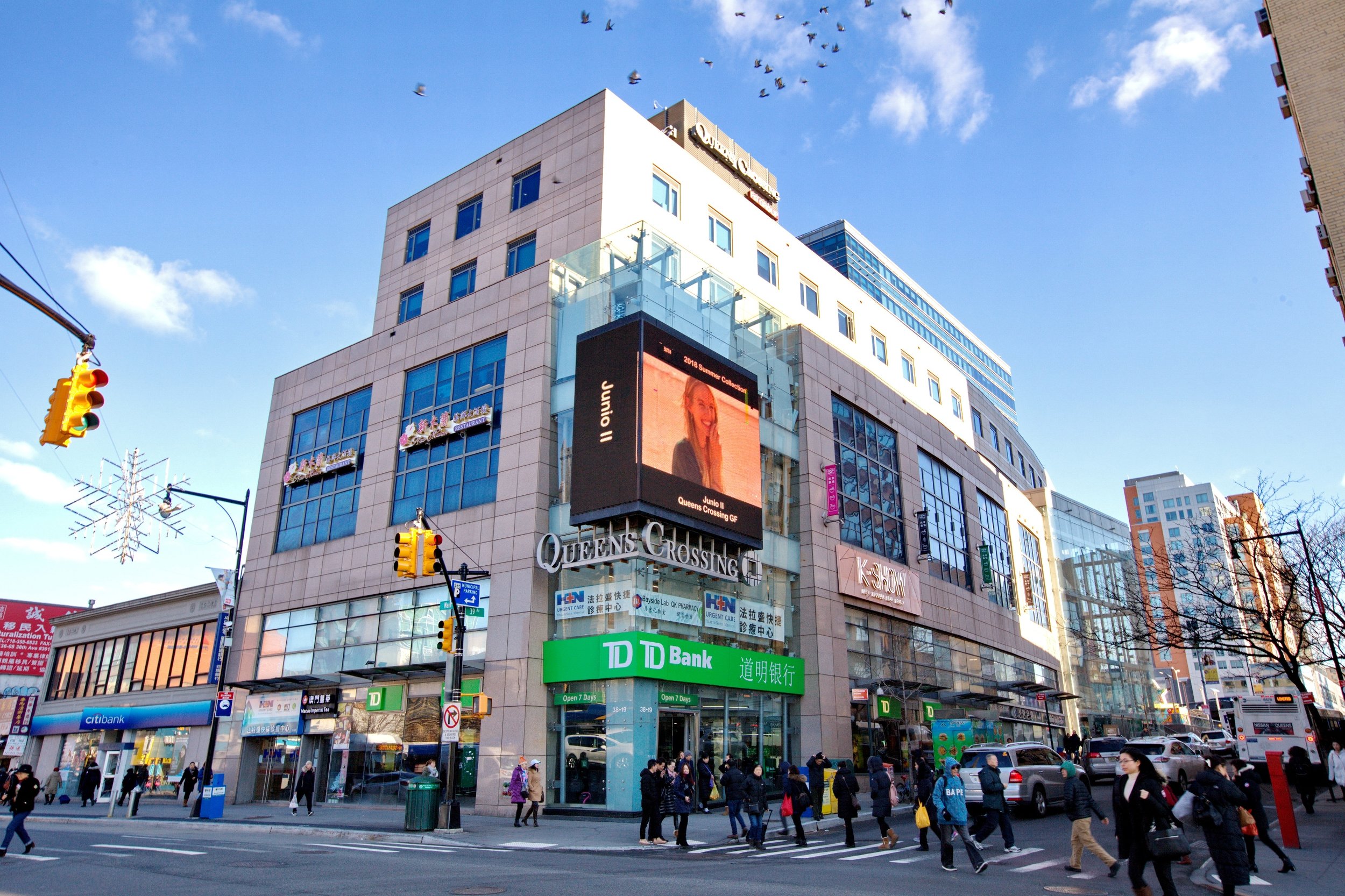 Queens Crossing
