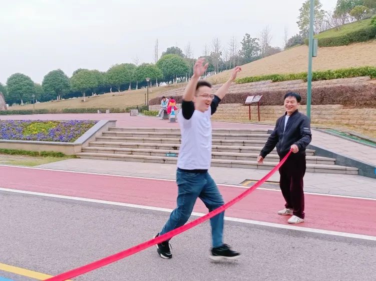 十年筑梦 同心同行——十周年司庆系列活动之松雅湖十公里欢乐走跑-长沙海泰克自动化设备有限公司