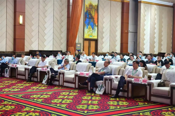 第二届中国绿色板材大会暨家居产业高质量发展论坛在东营成功召开