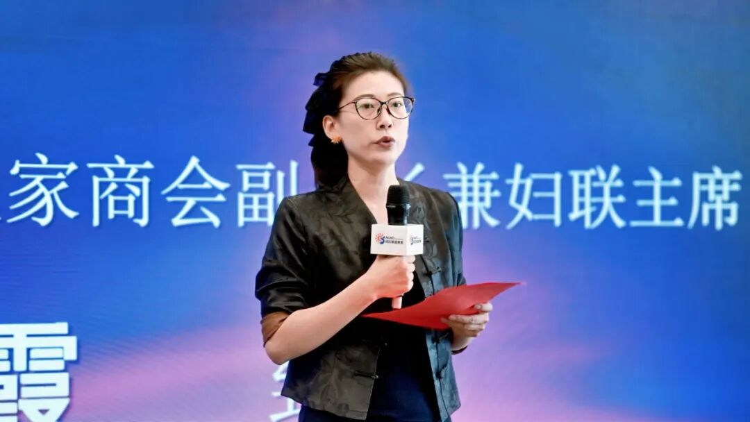 丽霞.jpg