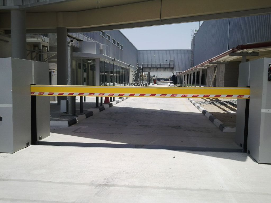 pilomat_barrier_airport