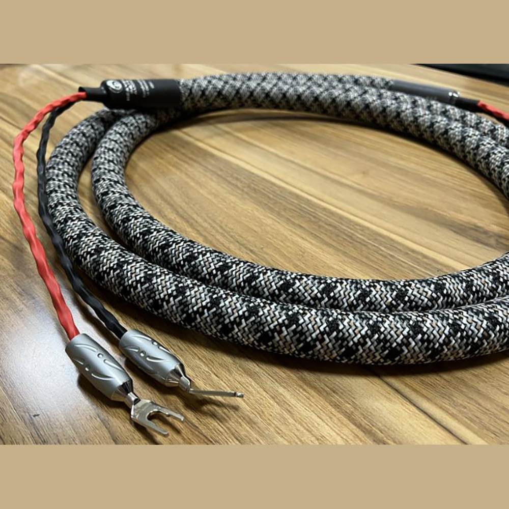 终极系列UltraExtremeGen.II喇叭线Y插1