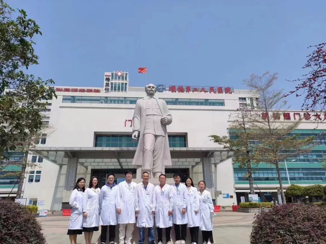 红色折纸.jpg