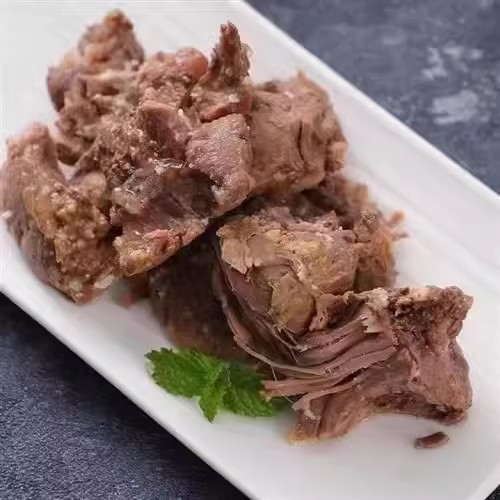 鹿肉罐头-O1CN01EjX6D22EZDf1Awz7b_!!2216280298758