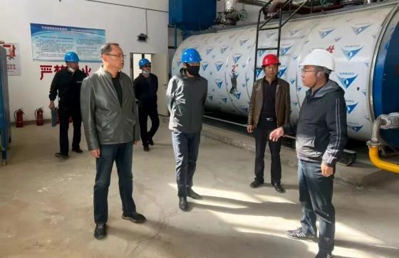 筑牢安全防线公司中秋国庆双节前开展安全生产大检查