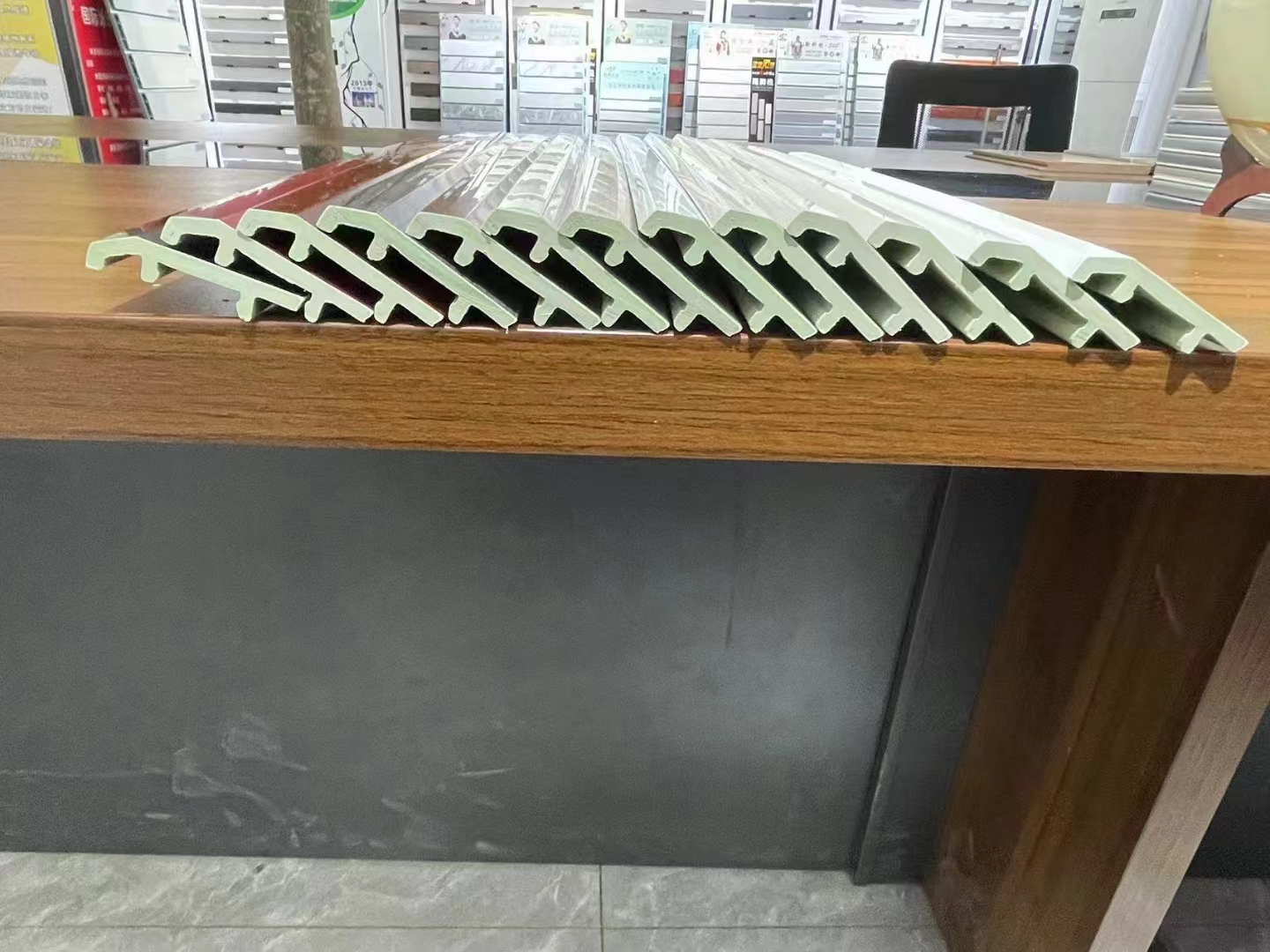实品展示