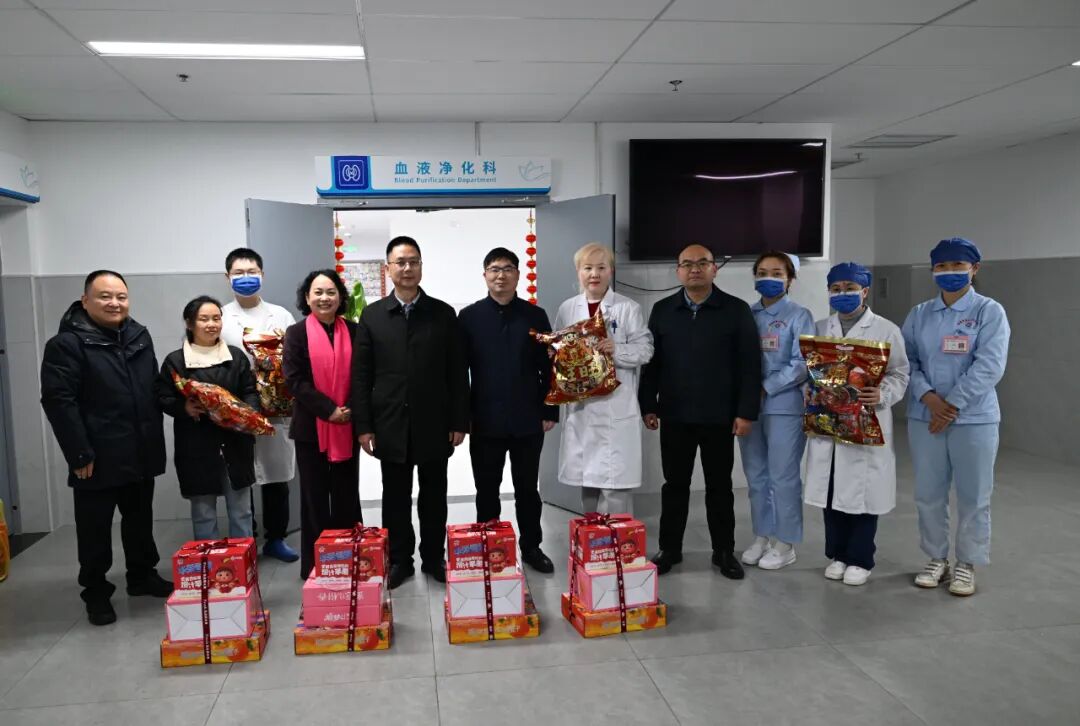 除夕慰问暖一线 新春关怀润人心