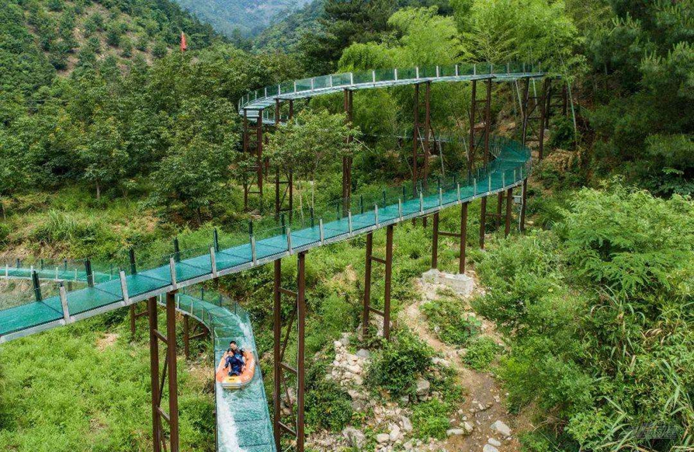 临安三渡悬崖漂流基地07