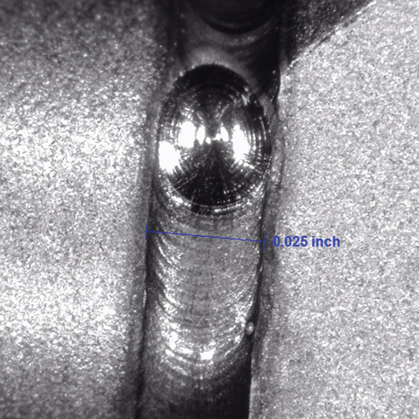 显微镜下的激光焊接焊缝
