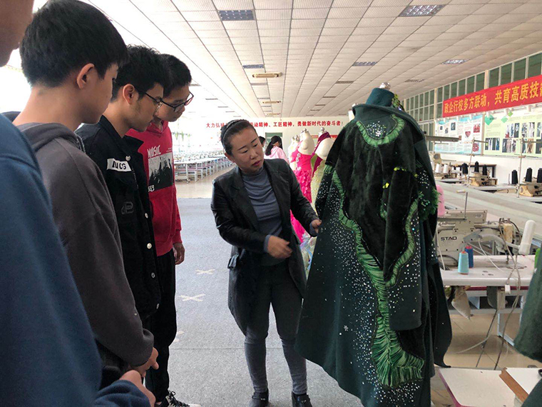 泉州纺织服装职业学院开展实验实训基地开放日活动-泉州纺织服装职业学院官网