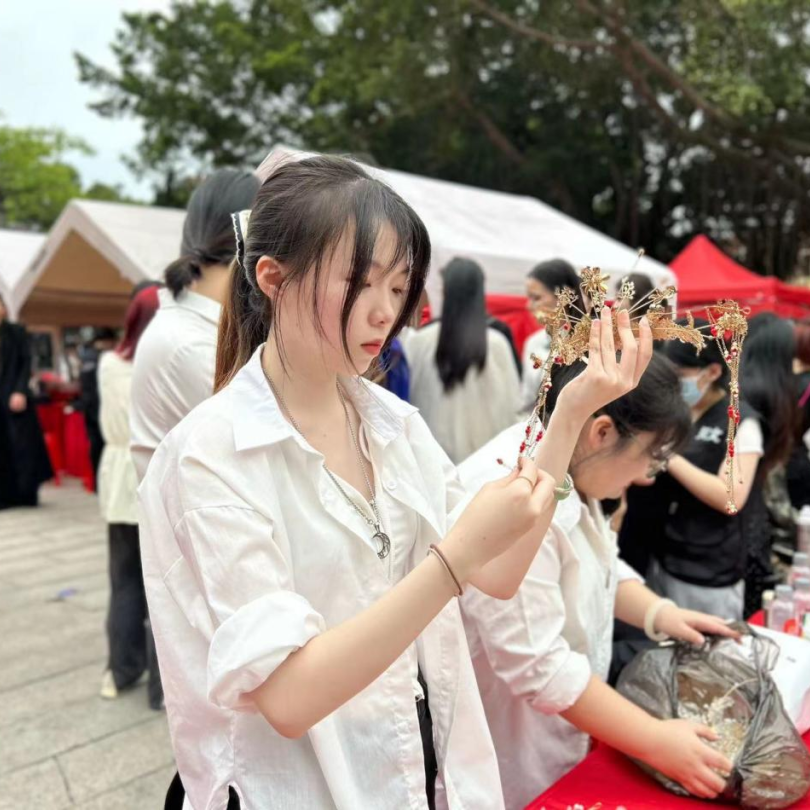 【纺织服装学院】【青春霓裳 风尚泉州】--纺织服装学院风尚助力者-泉州纺织服装职业学院官网
