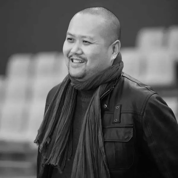 品质生活 黄海电影海报设计师 个人简介: 电影海报设计师黄海生于福建