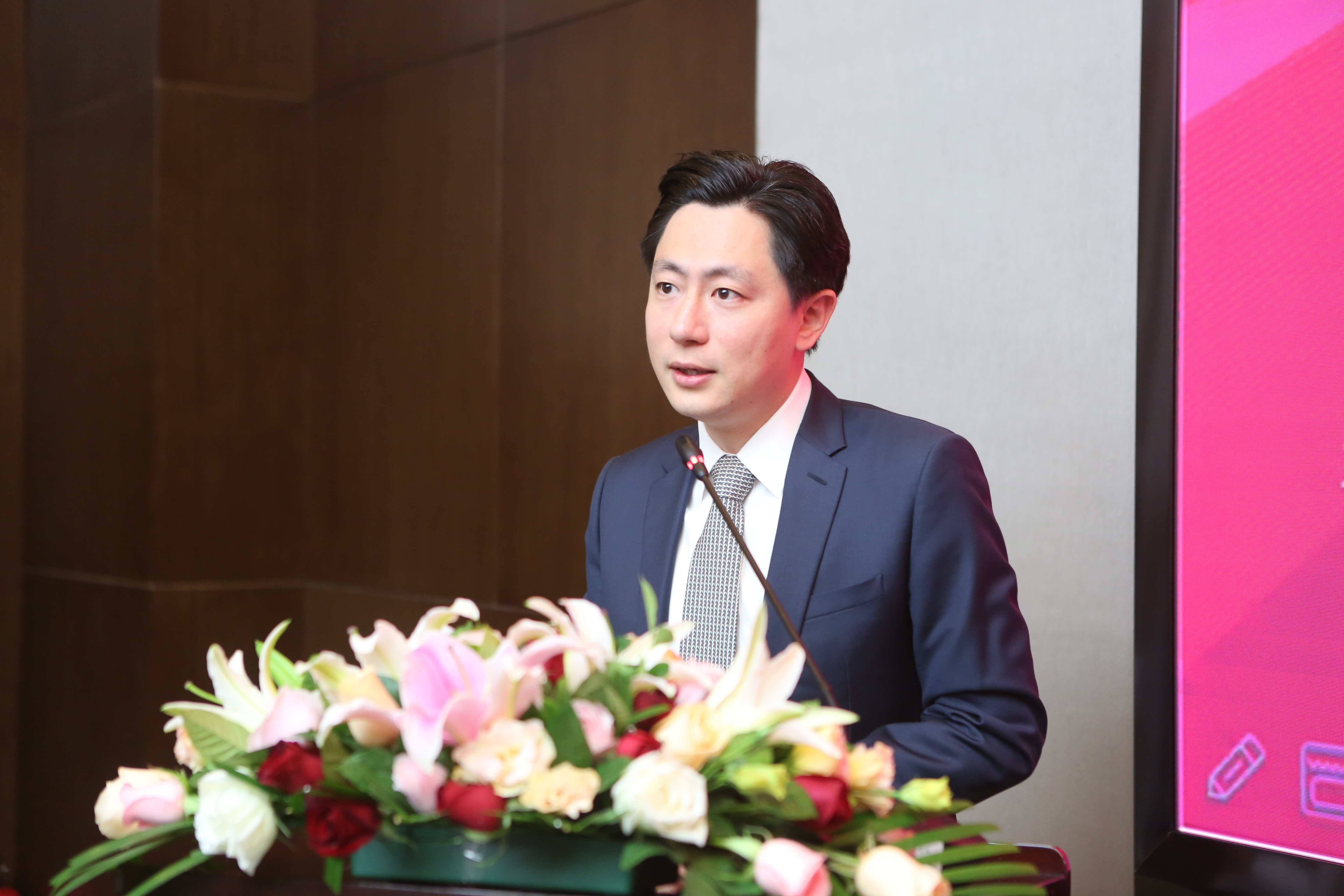 王波致辞中国青年创业就业基金副秘书长王松山在贺词中指出,中国时尚