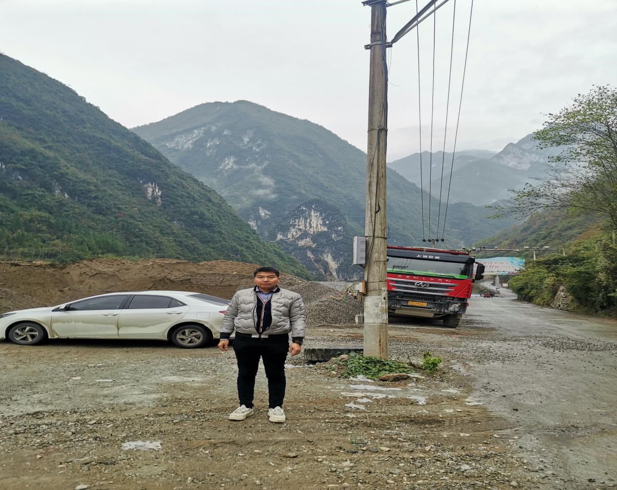 城口县双龙电站城口县周溪乡周溪加油站