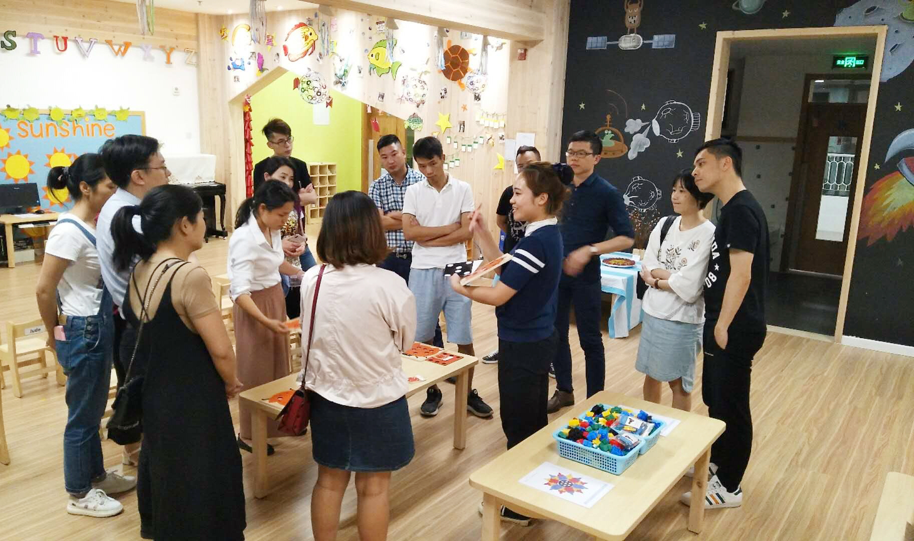Family Day-Sharing & Communication 互动诚交流,携手共成长-未来美院