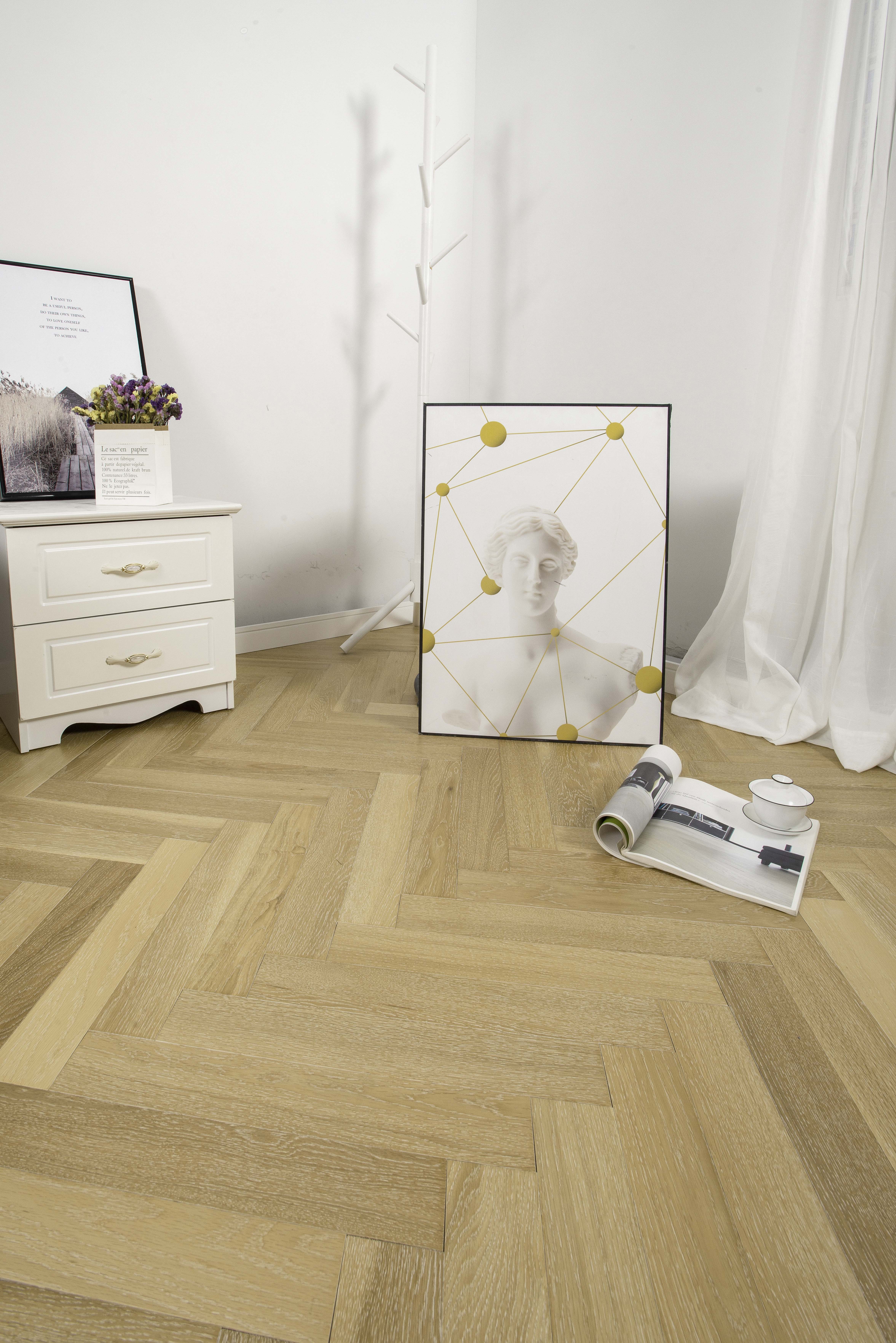 人字拼1101橡木纹本色白底拉丝4507515mm