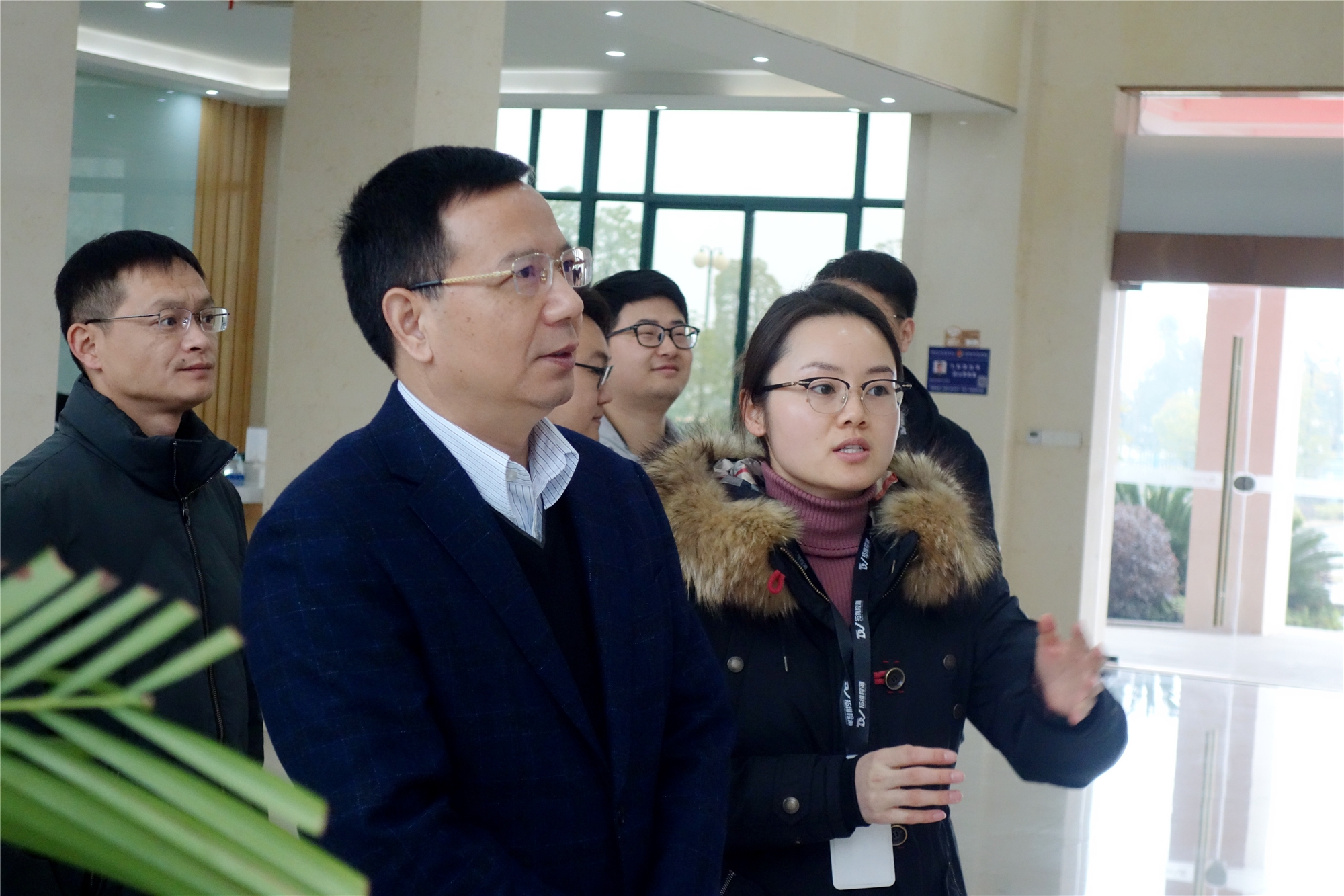 宣城市市场监管局刘富贵局长一行来拓维调研指导