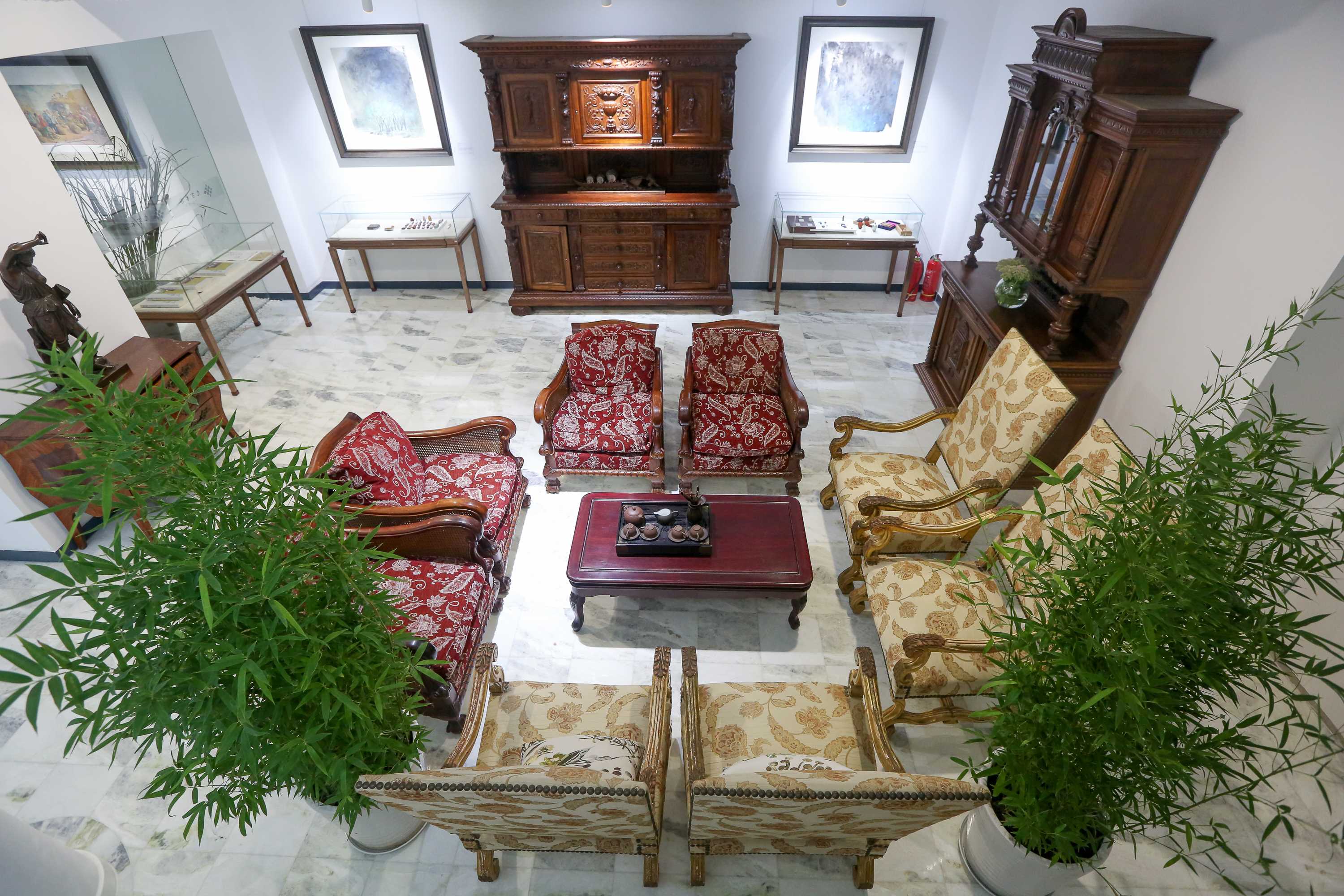 西洋家俱陈列区2