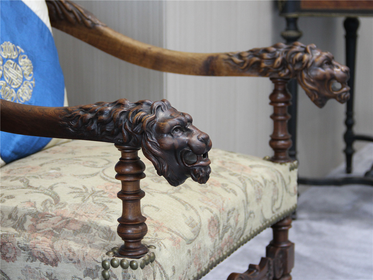 西洋家俱陈列区3