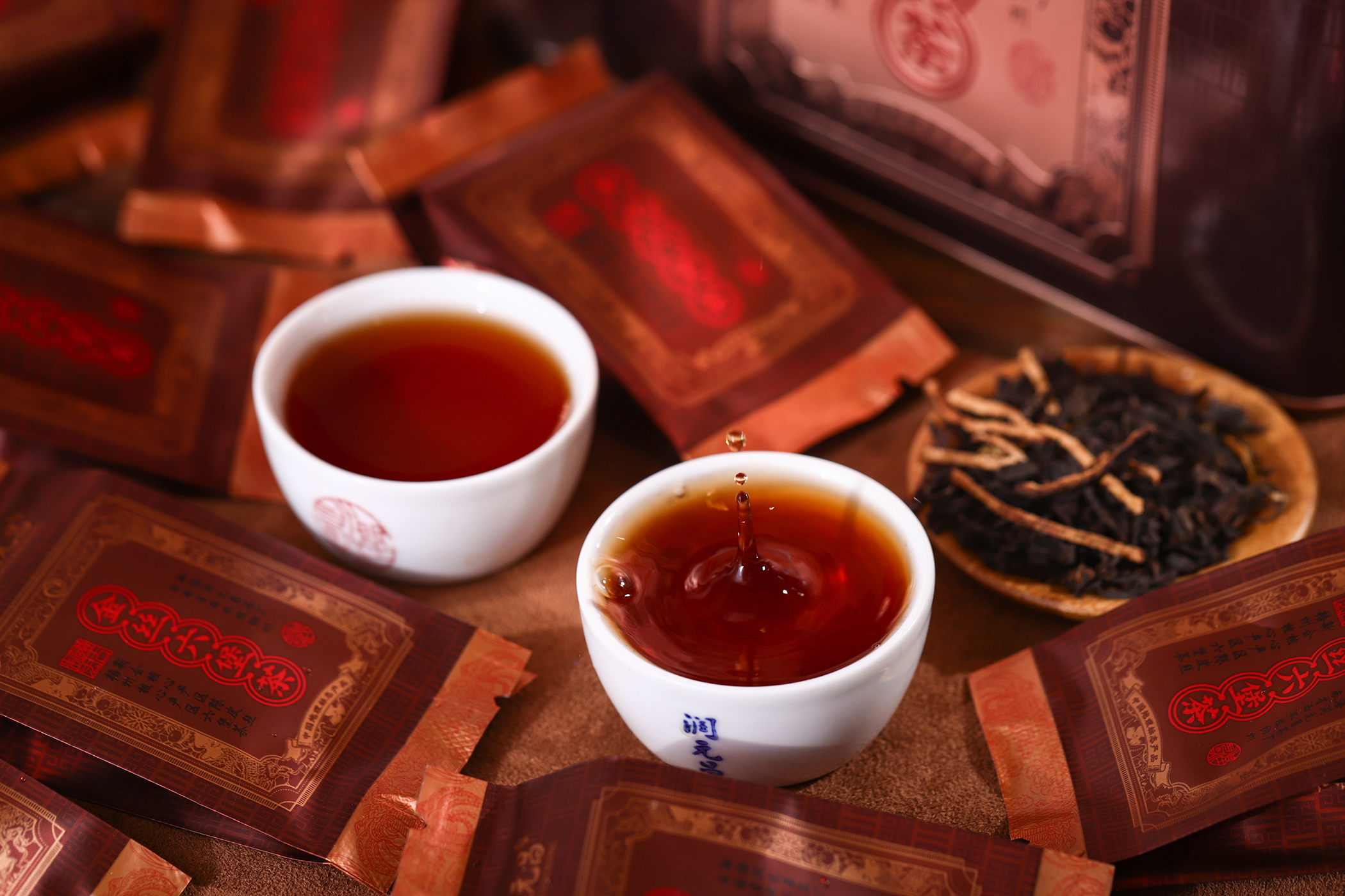 茶叶里面都含有什么成分 茶里面有咖啡成分吗