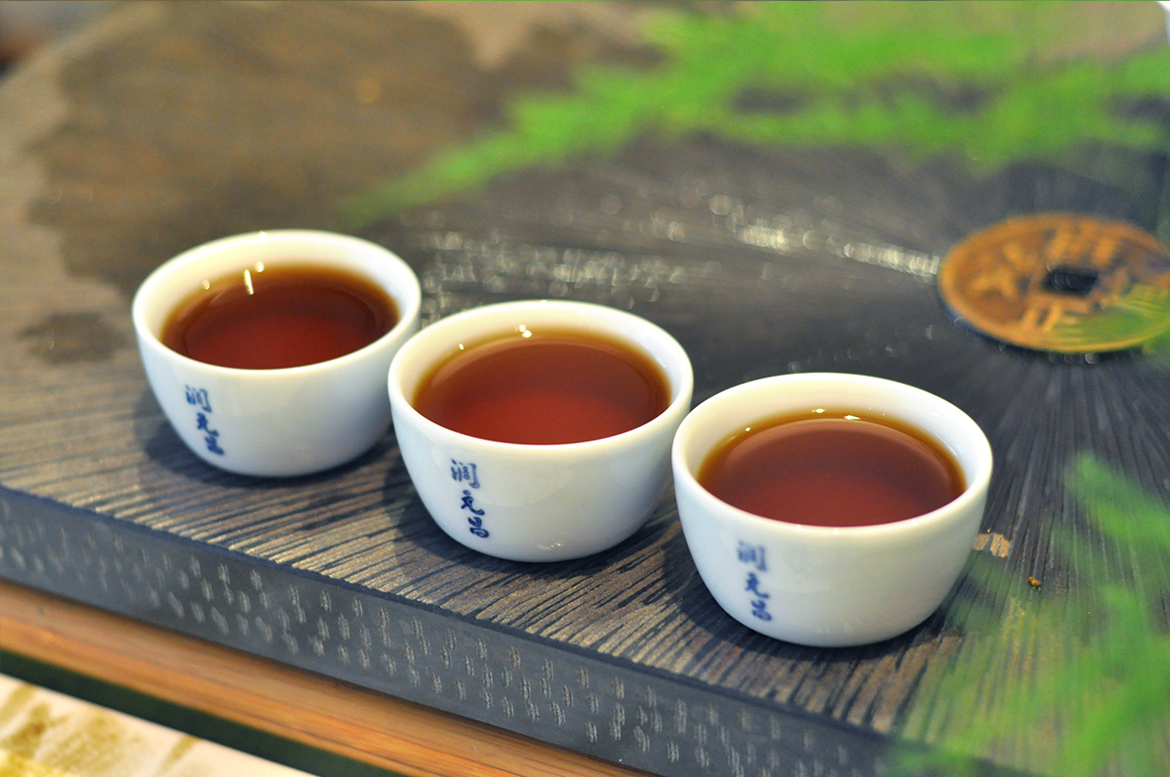 润元昌普洱茶布朗之春茶汤3-5泡