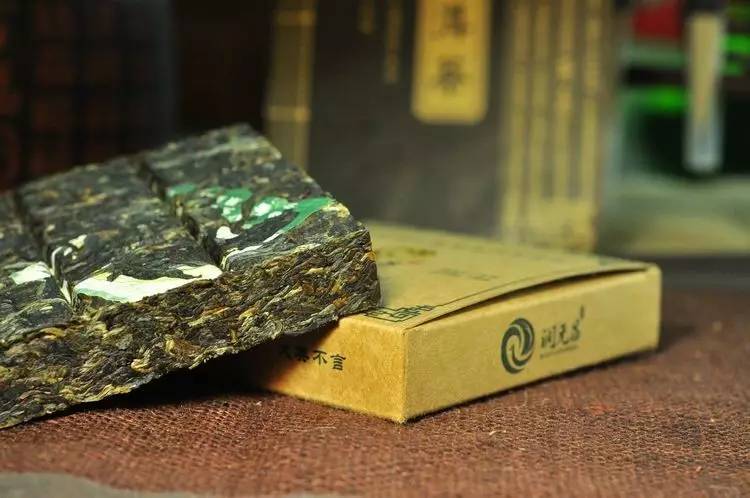 润元昌普洱茶砖茶-2