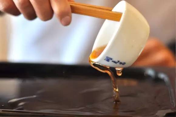 润元昌普洱茶喝茶茶汤-2