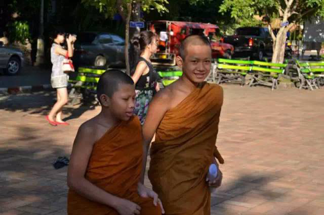 我和润元昌在曼谷