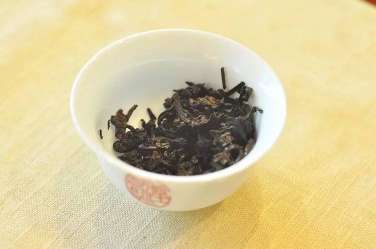 润元昌普洱茶老茶头-4