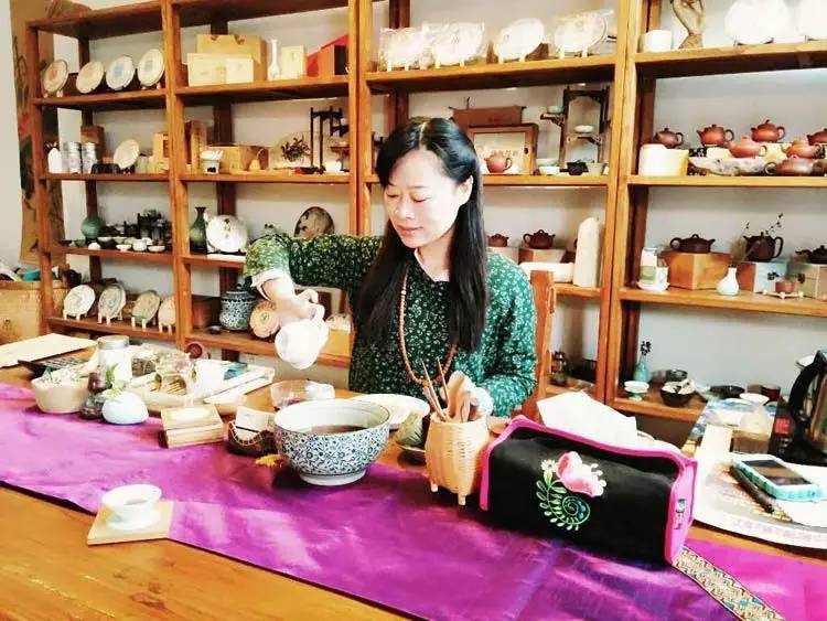 济南“苏墨茶堂”苏掌柜