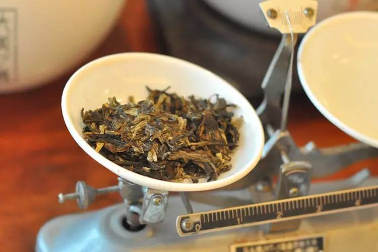 润元昌普洱茶班章典藏品鉴-7