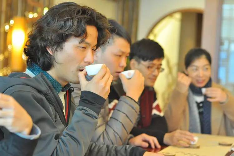 润元昌普洱茶班章典藏品鉴-10