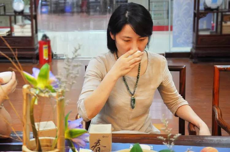 润元昌普洱茶春茶-2