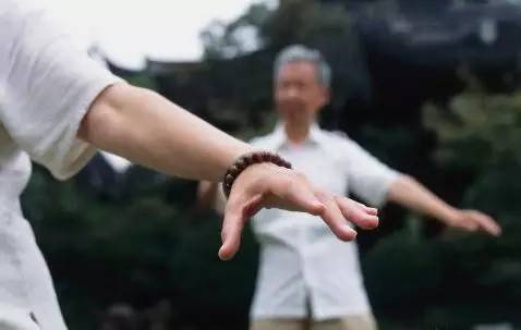 润元昌普洱茶节气喝茶-1