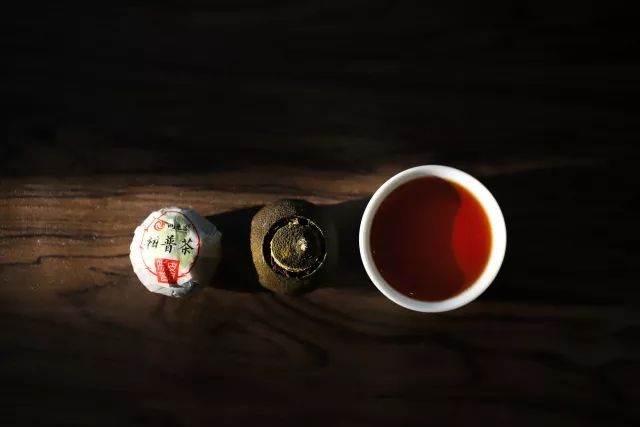 润元昌普洱茶精品熟茶-3